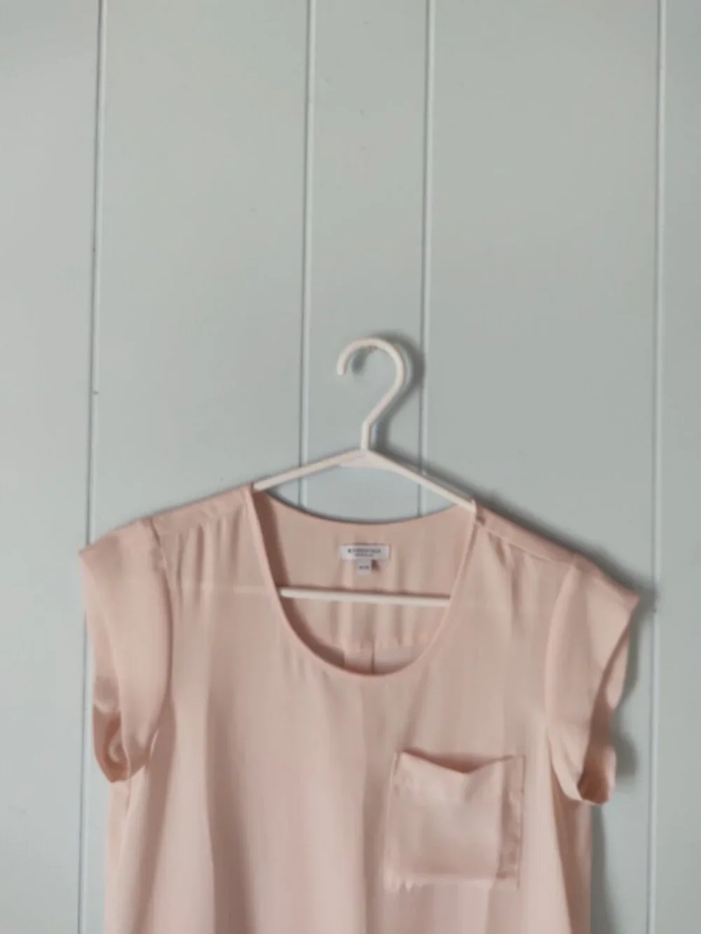 Reitmans Light Pink R Essentials Cap Cleeve Blouse With Pocket - Picture 3 of 8